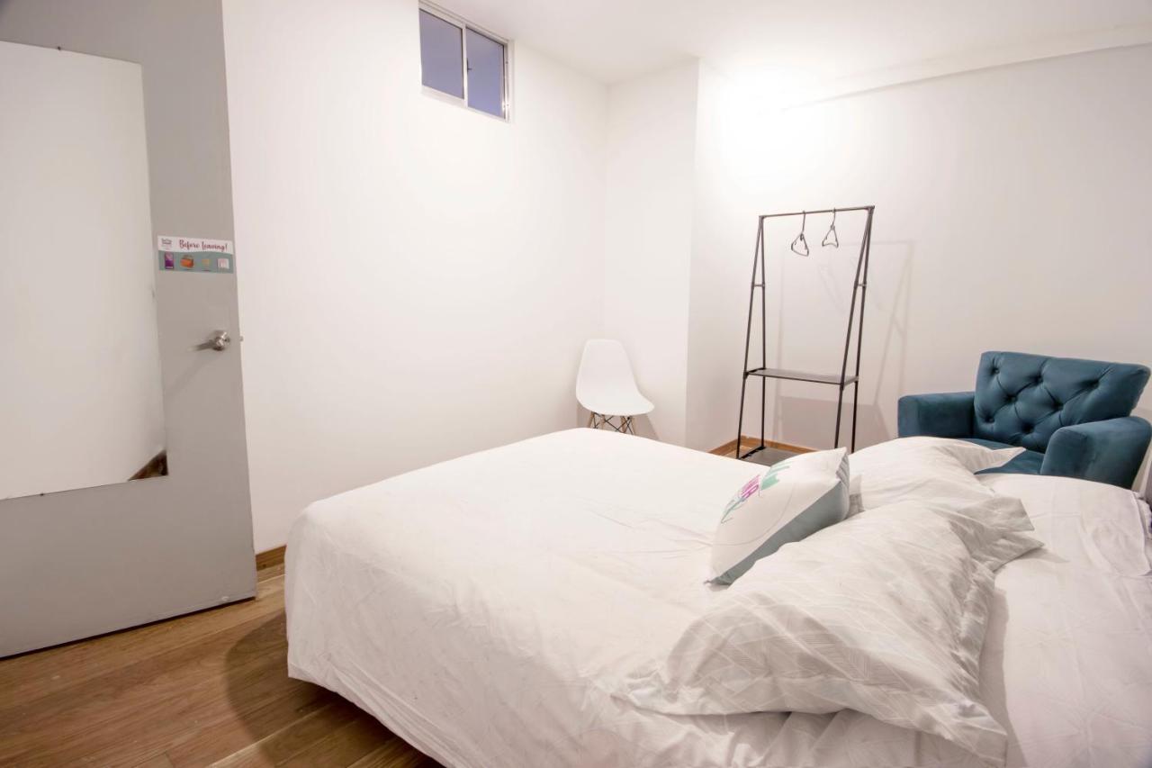 Urbana Hostel Bogota Bagian luar foto