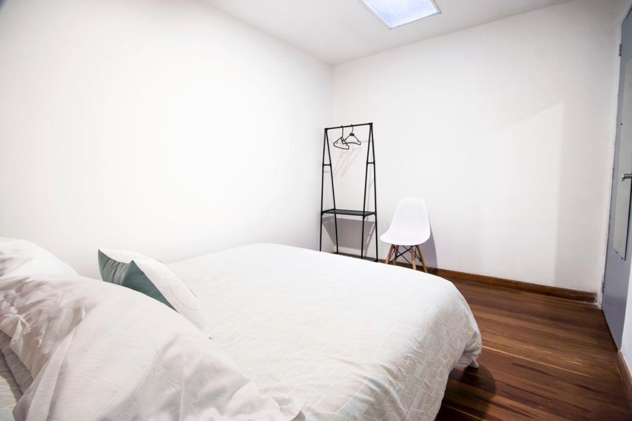 Urbana Hostel Bogota Bagian luar foto