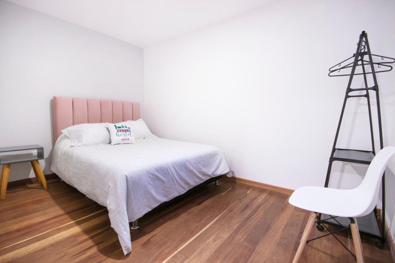 Urbana Hostel Bogota Bagian luar foto