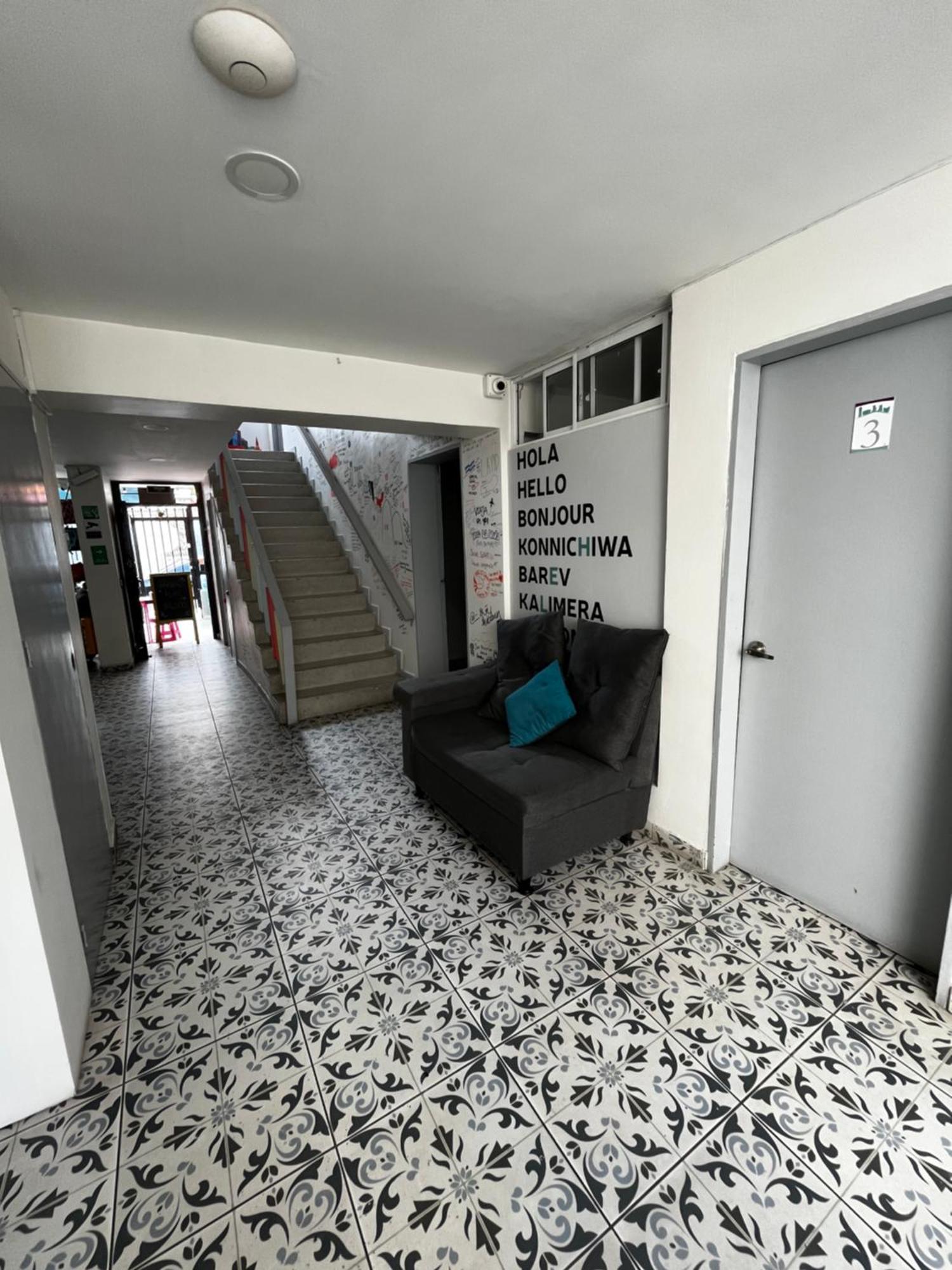 Urbana Hostel Bogota Bagian luar foto