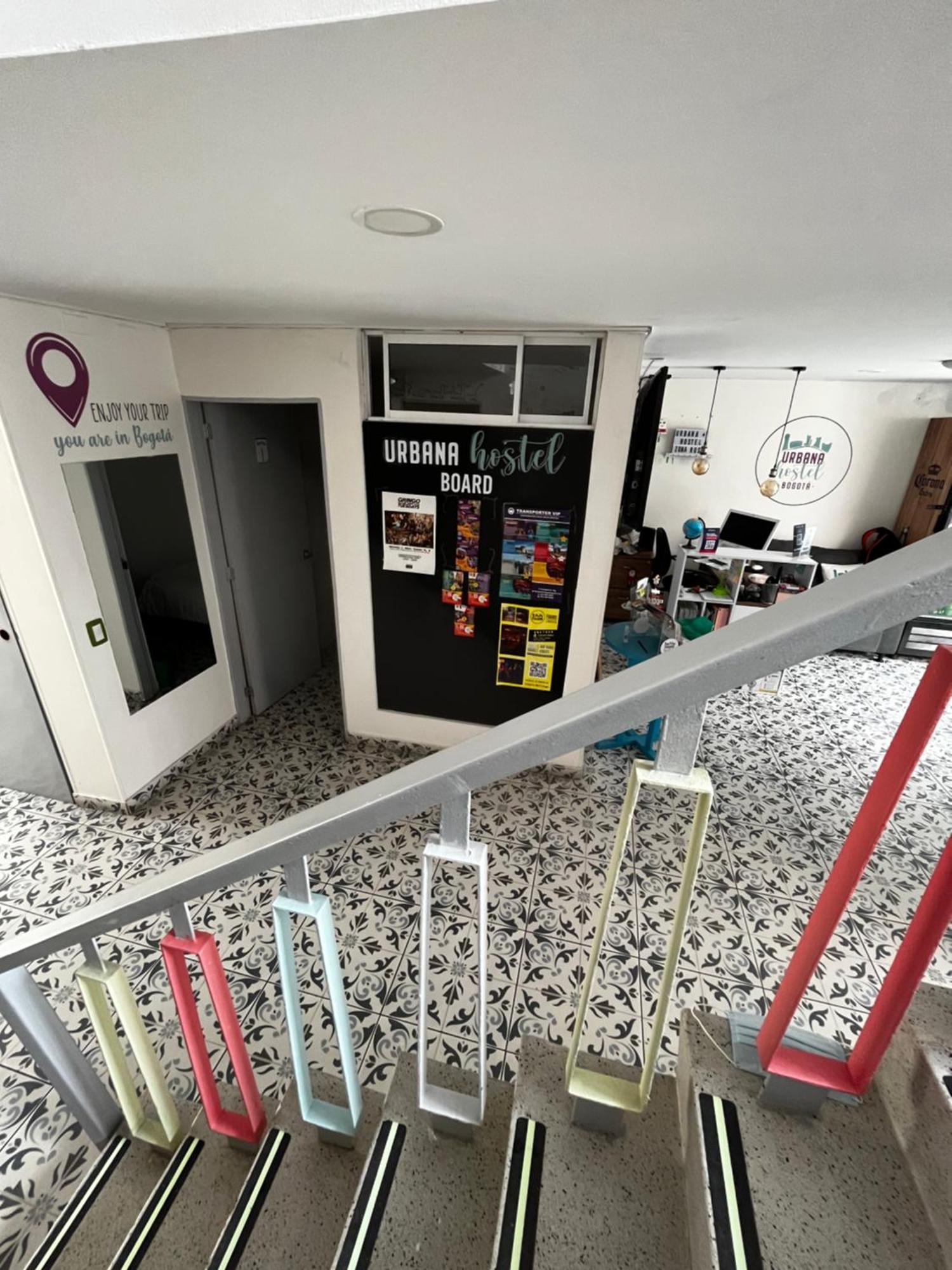 Urbana Hostel Bogota Bagian luar foto