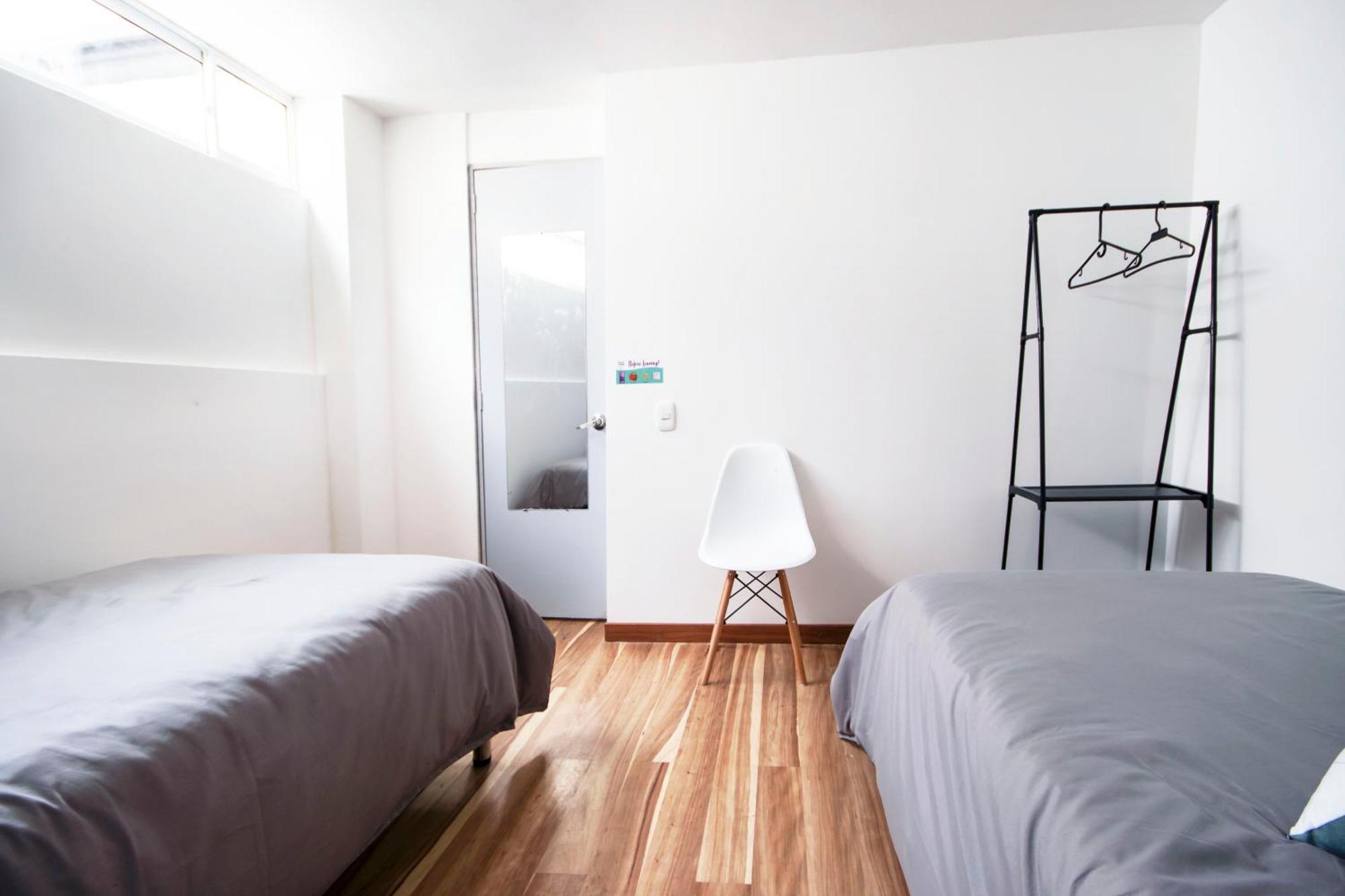 Urbana Hostel Bogota Ruang foto