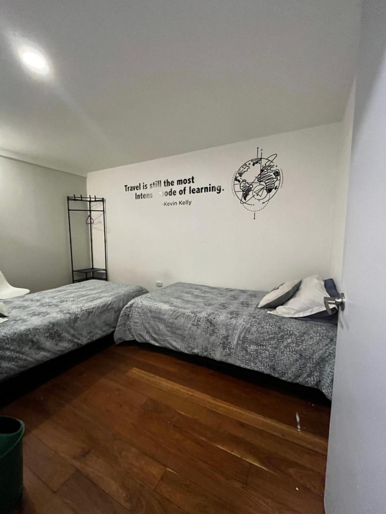 Urbana Hostel Bogota Ruang foto