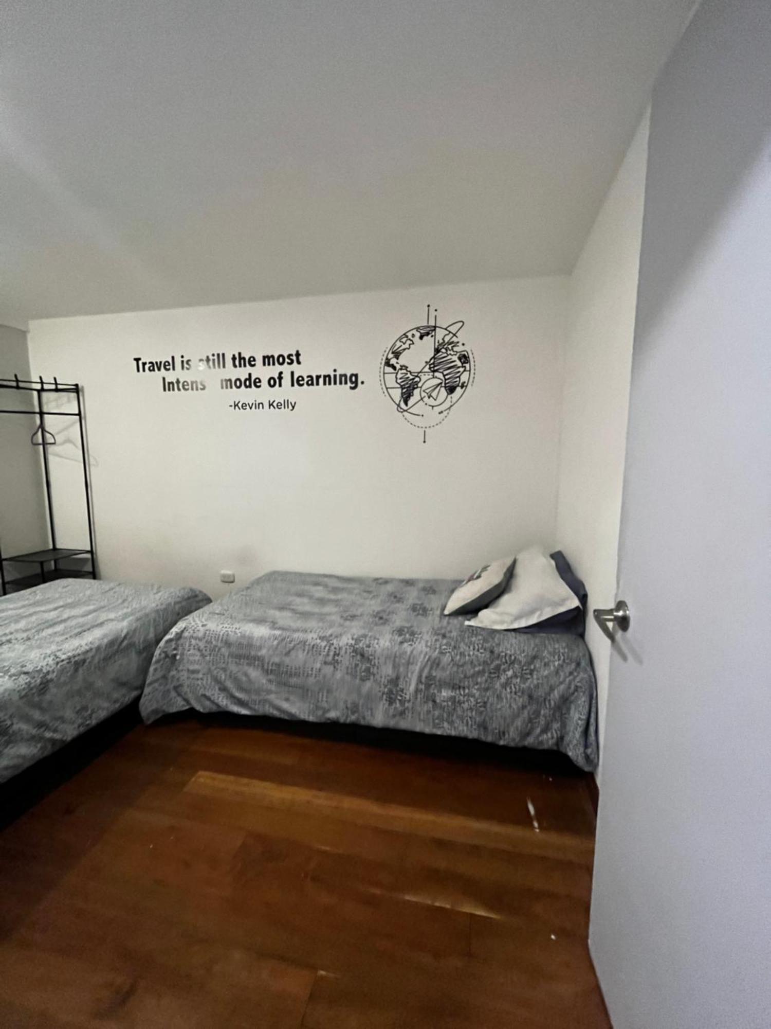 Urbana Hostel Bogota Ruang foto