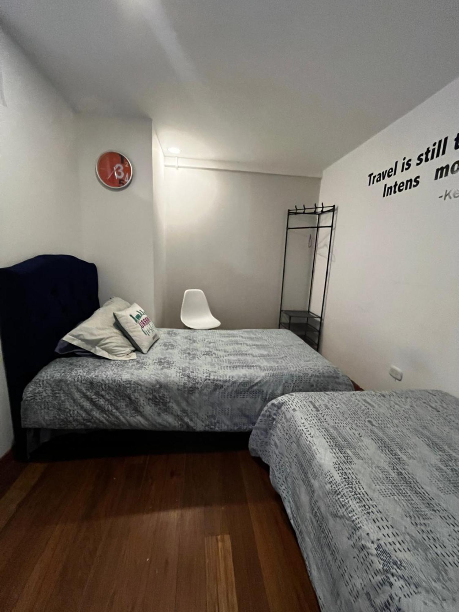 Urbana Hostel Bogota Ruang foto